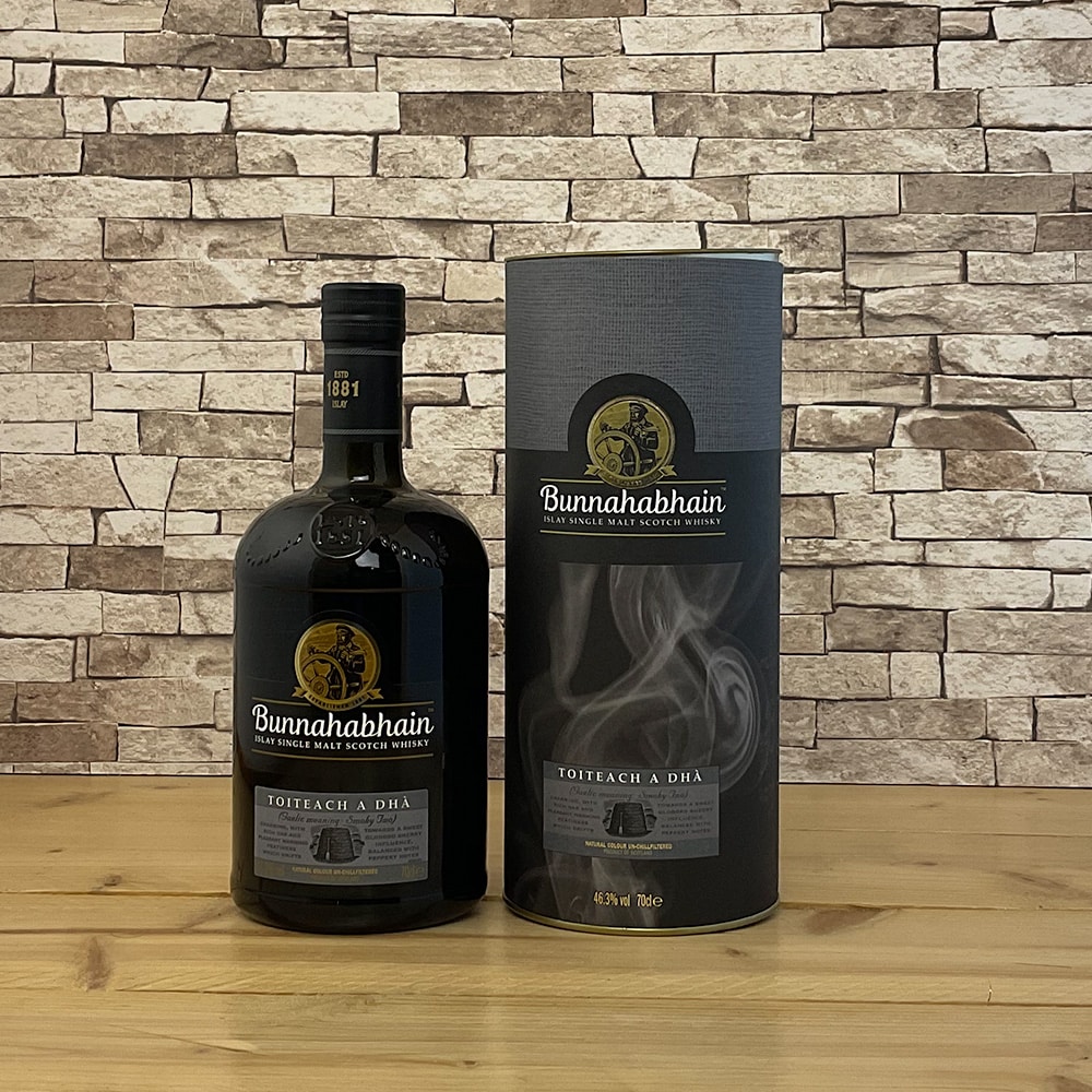 Bunnahabhain-Toiteach-A-Dhà im Adventskranz vom whisky & cigar salon