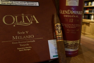 Glendronach 12 y & Oliva Serie V Melanio