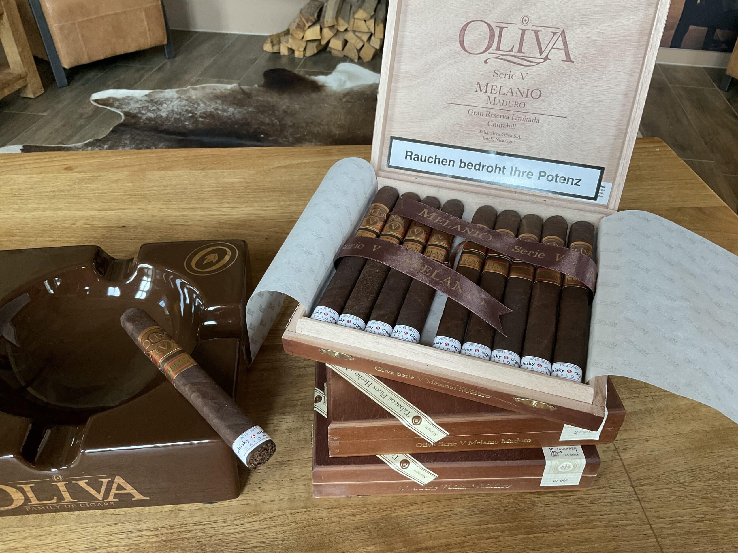 Jubiläumszigarre für den whisky & cigar salon anlässlich 10 Jahre: Oliva Serie V Melanio Maduro (Gran Reserva Limitada) im Churchill Format