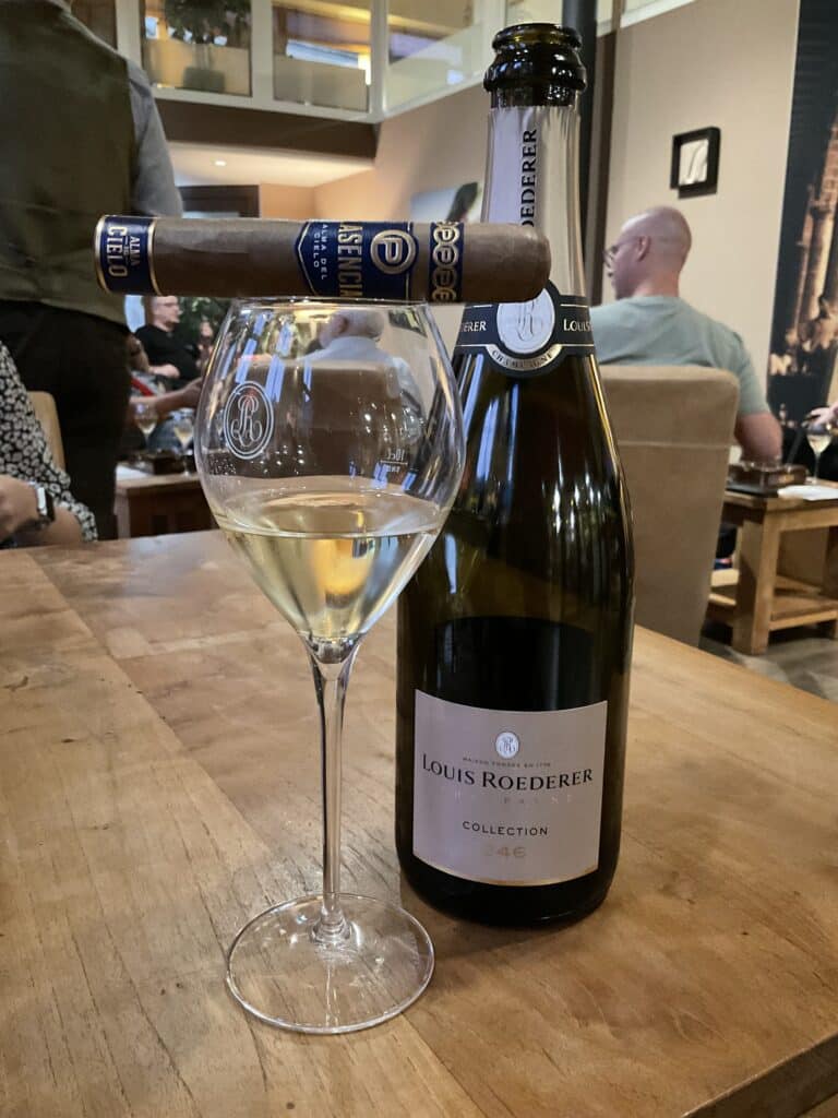 Plasencia Zigarrenevent mit Champagner und Cognac im whisky & cigar salon in Gronau am 02.10.26: Roderer Champagner mit Alma del Cielo.