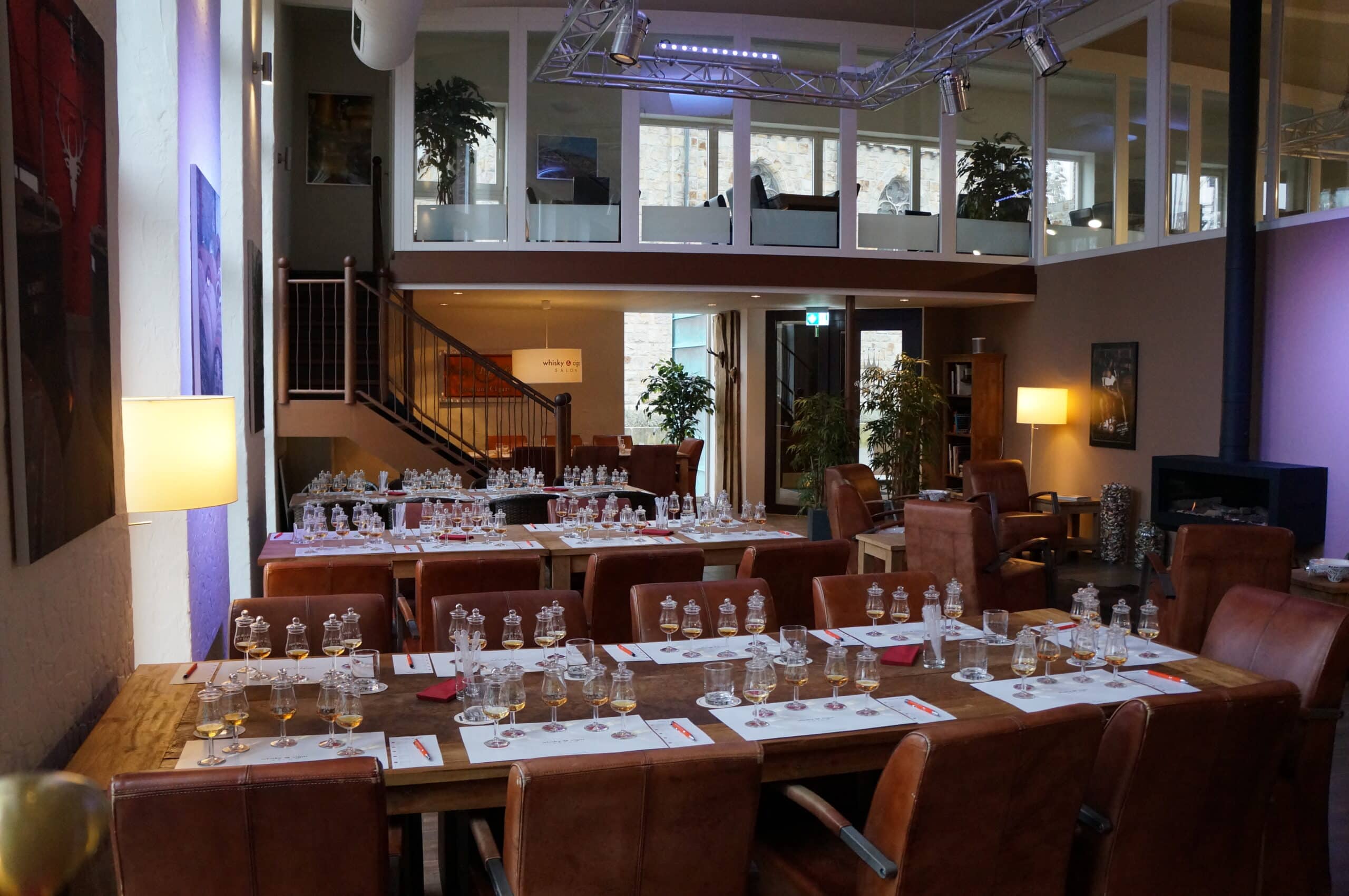Whisky Tasting im whisky & cigar salon